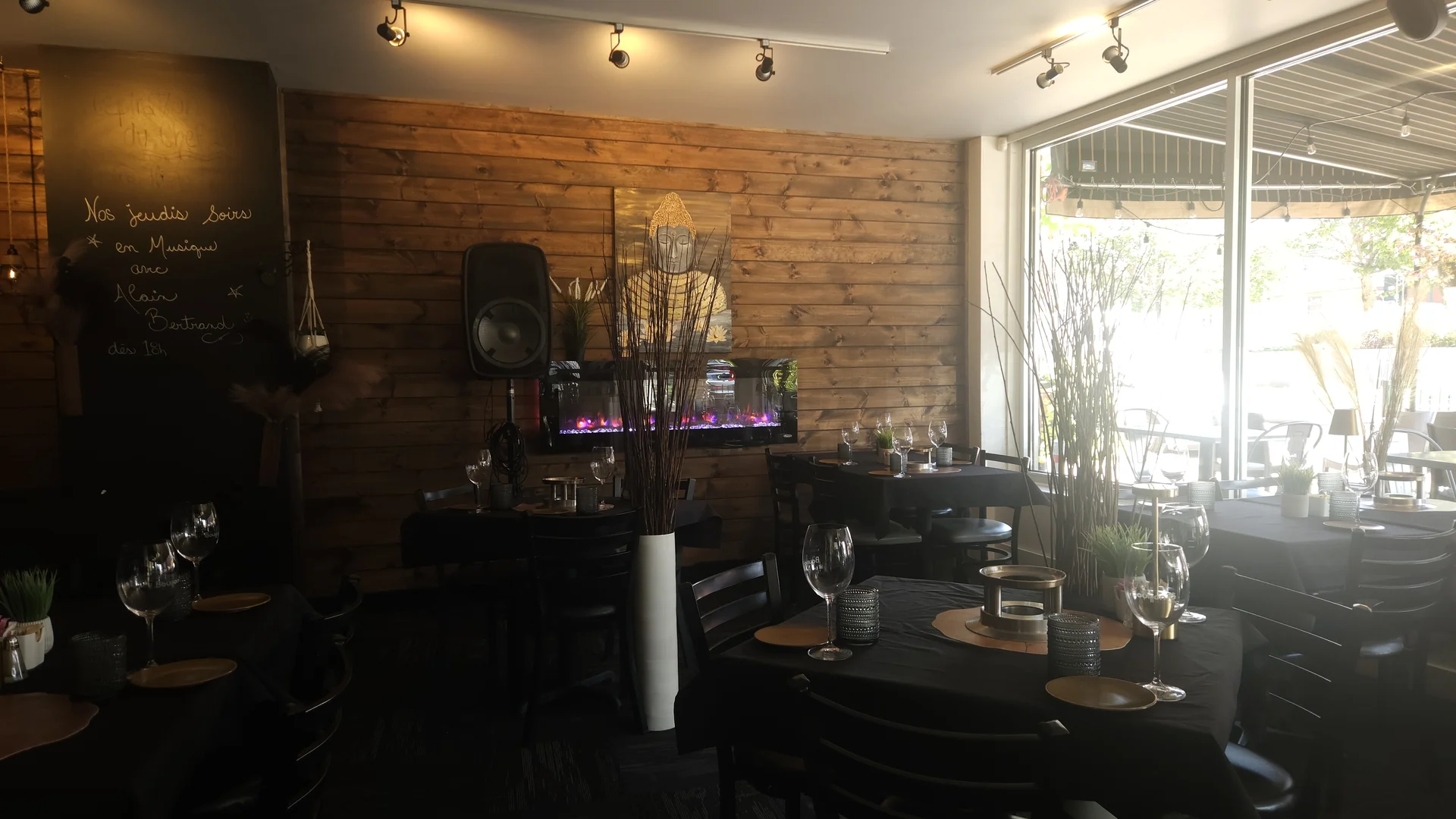 Décoration unique du restaurant LeBouillon16