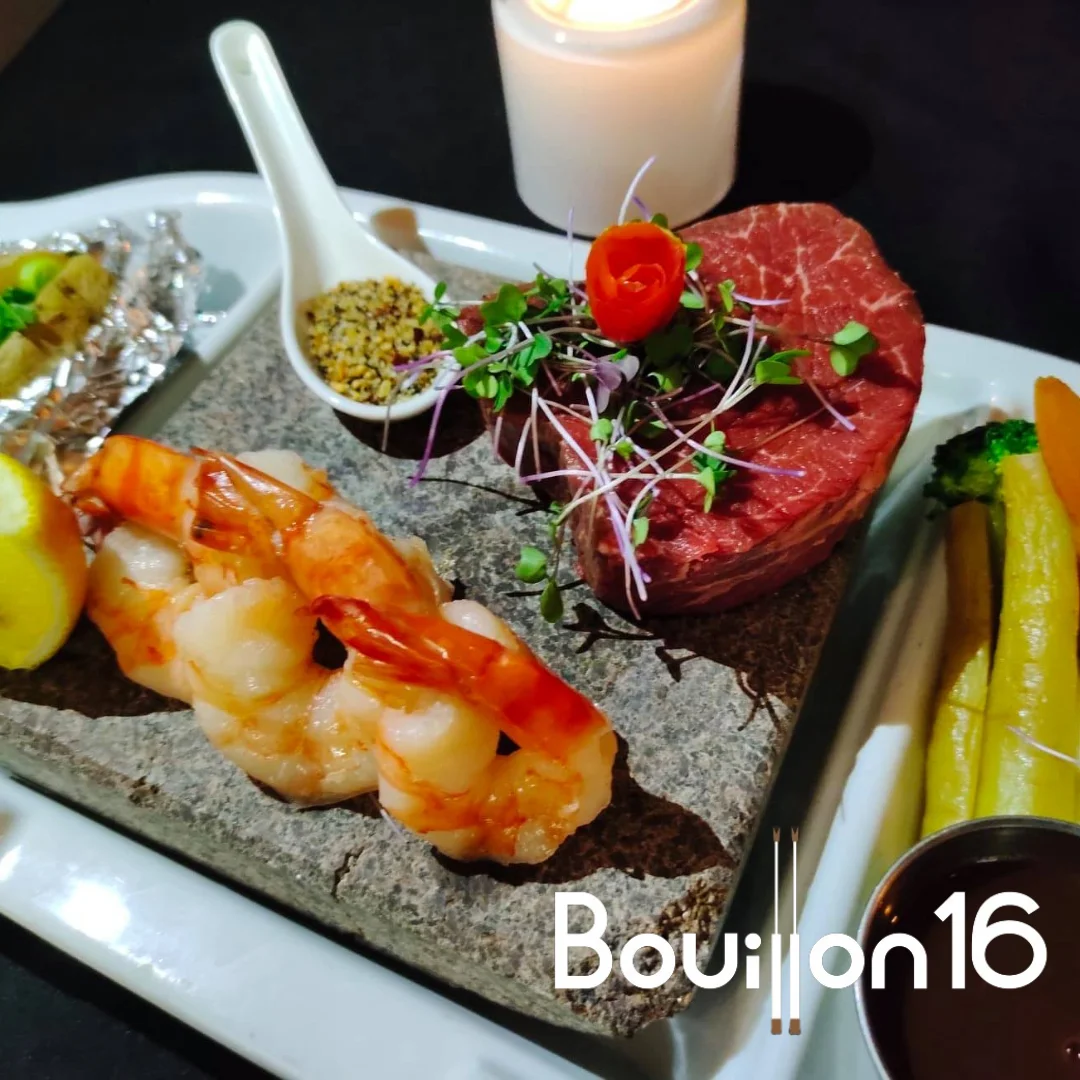 Planche dégustation mixte avec viandes et crevettes - LeBouillon16